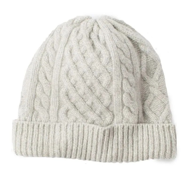 The-One-Luxe-Item-to-Splurge-On-Cashmere-Beanie-gear-patrol-nomad-cashmere