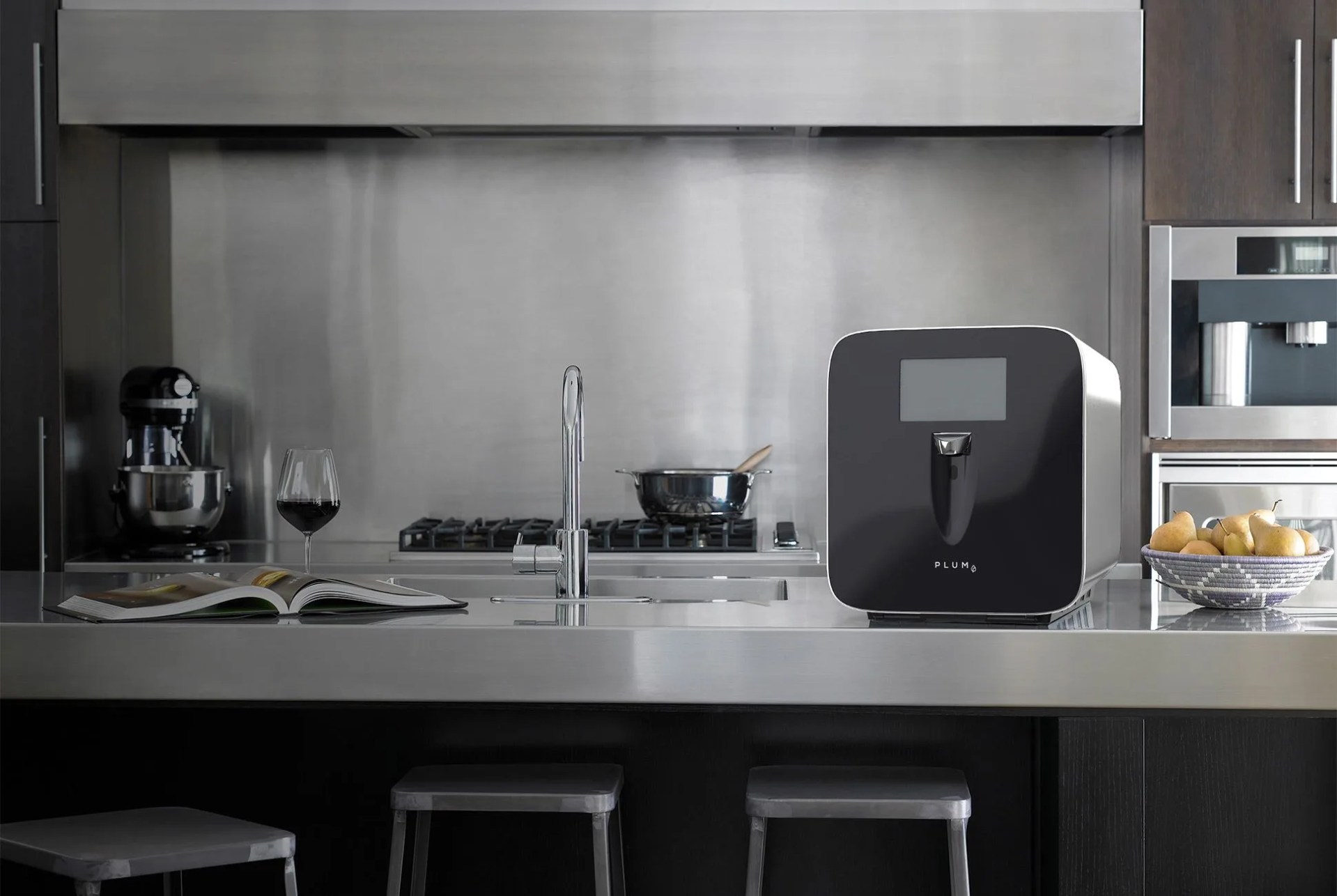 TIG-gear-patrol-plum-full-lead