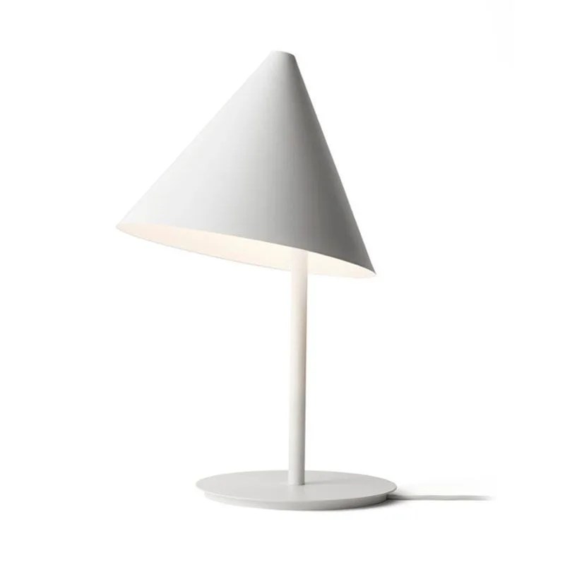TRNK-Lamp-Sale-gear-patrol-Conic-Table-Lamp