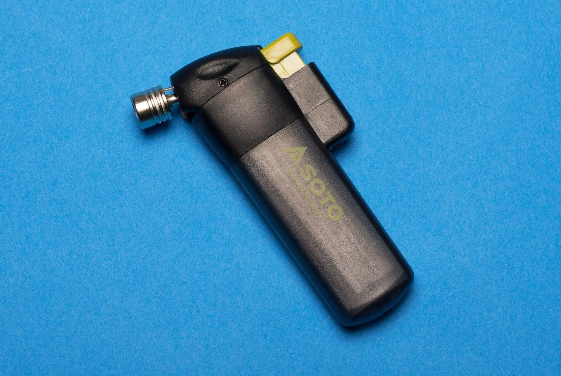 ultimate-repair-kit-gear-patrol-soto-flame