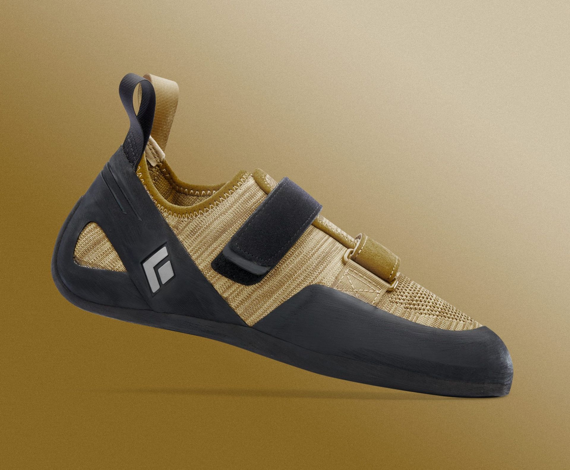 Black-Diamond-Momentum-Gear-Patrol-Momentum-2