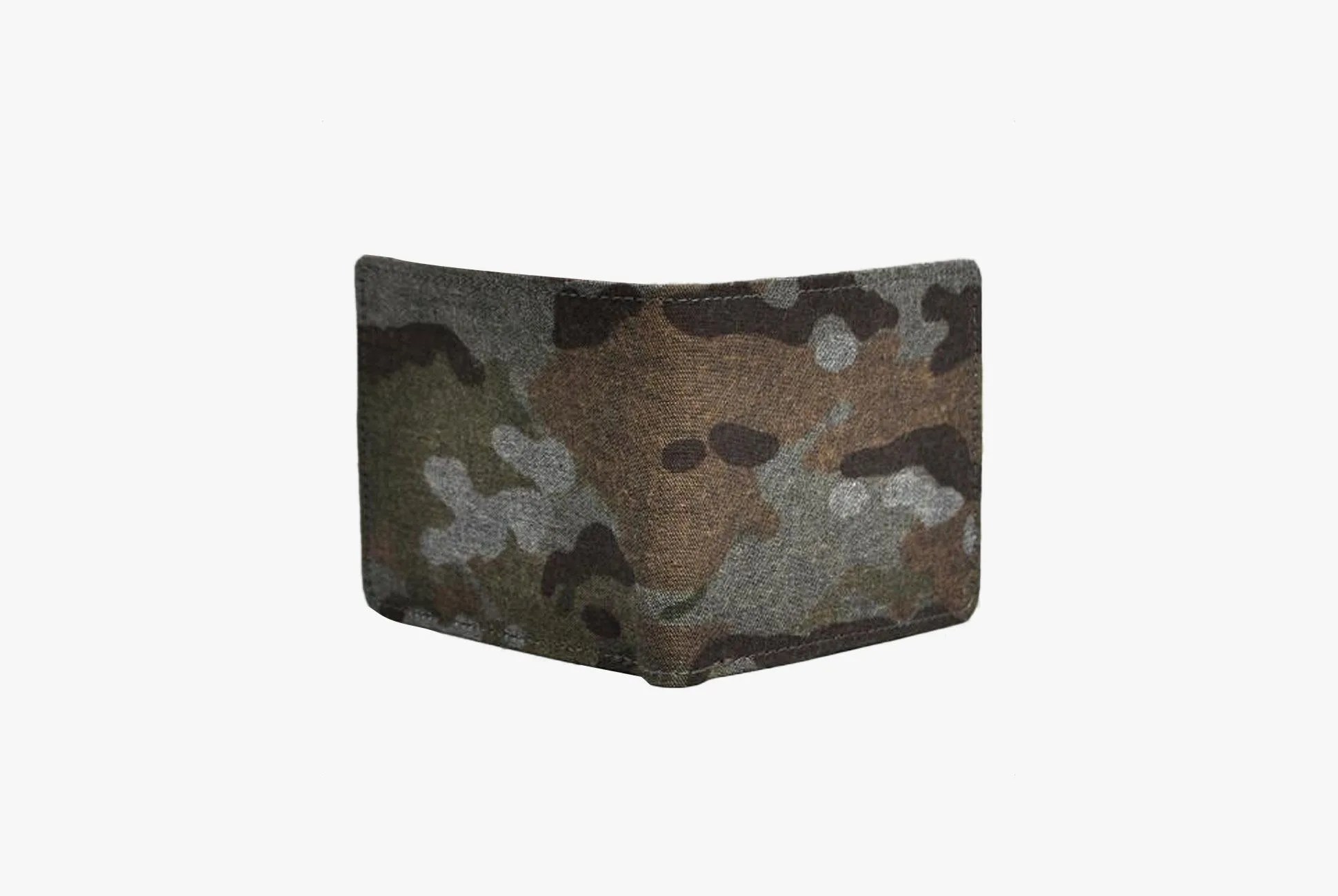 DON-gear-patrol-CAMO-PRINT-REVERSE-DENIM-WALLET