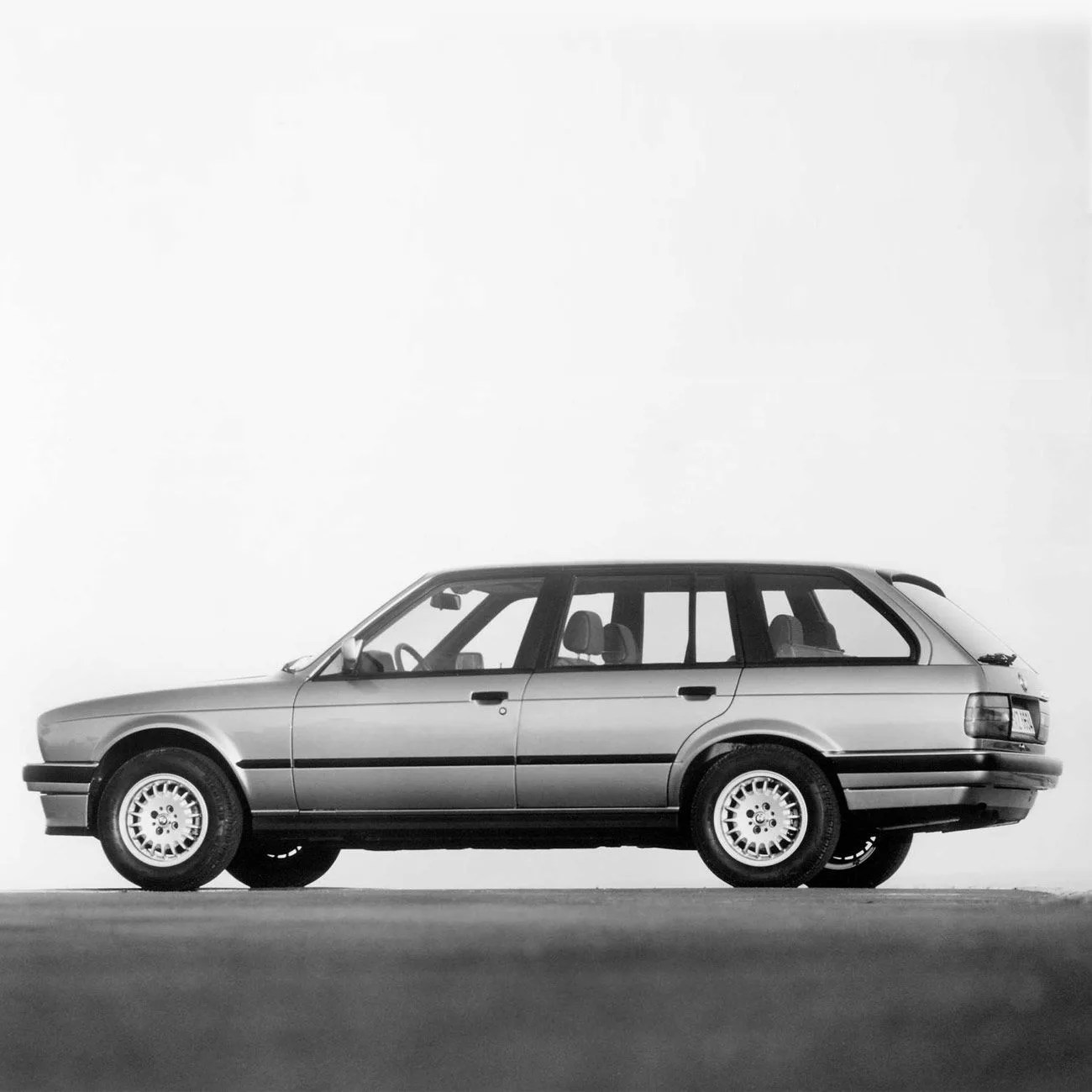 Staff-Picks-AJ-Powell-gear-patrol-e30-touring