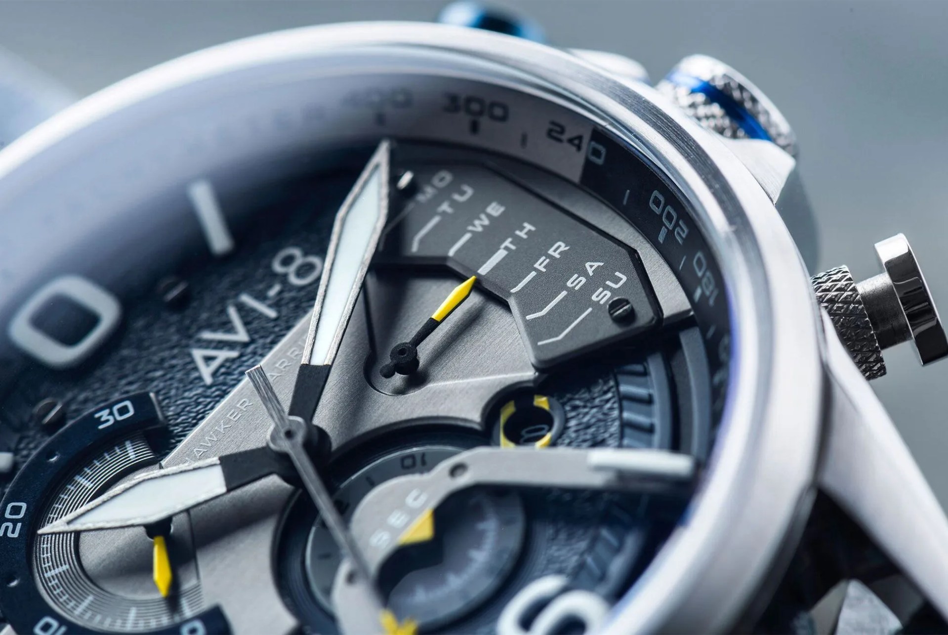 TIG-gear-patrol-AVI-8-body-2