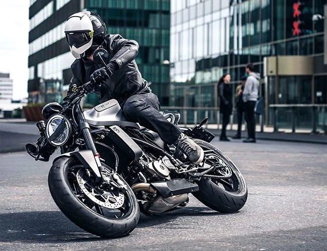 milan-moto-show-gear-patrol-feature