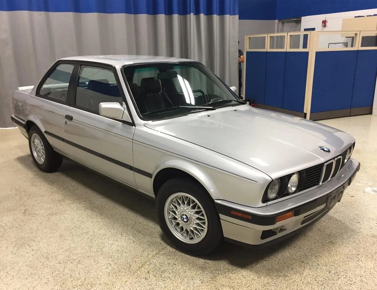 Found-5-Incredible-90s-Understated-Cars-gear-patrol-bmw-e30-318is