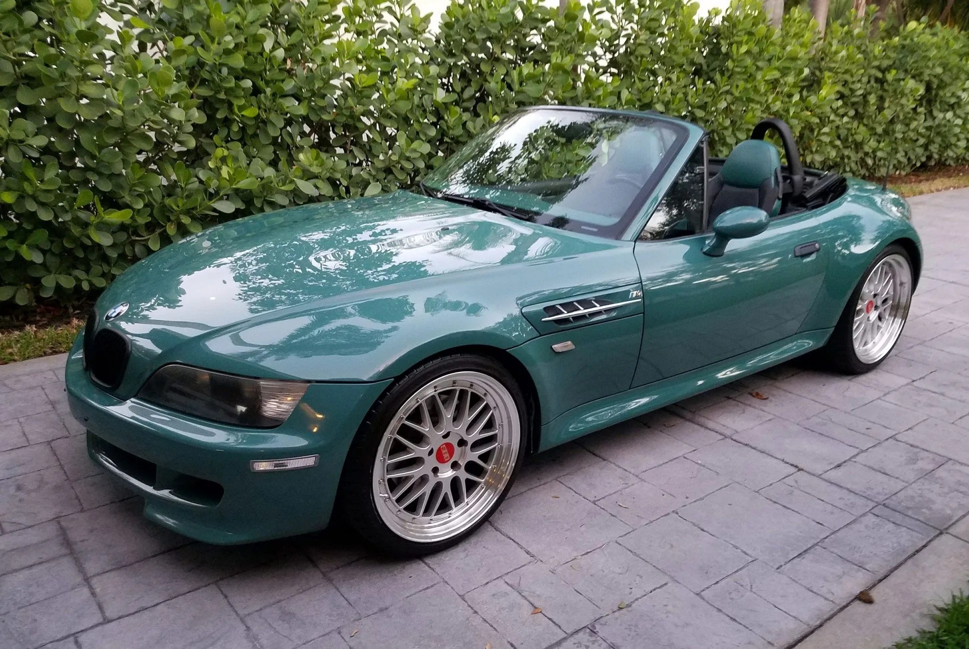 Found-5-Incredible-90s-Understated-Cars-gear-patrol-lead-full