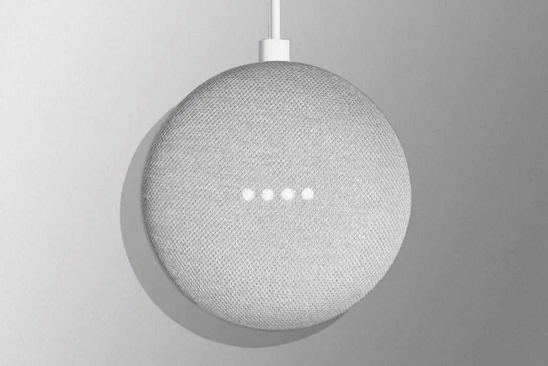 Google-Home-Mini-Gear-Patrol-Lead-Fulll