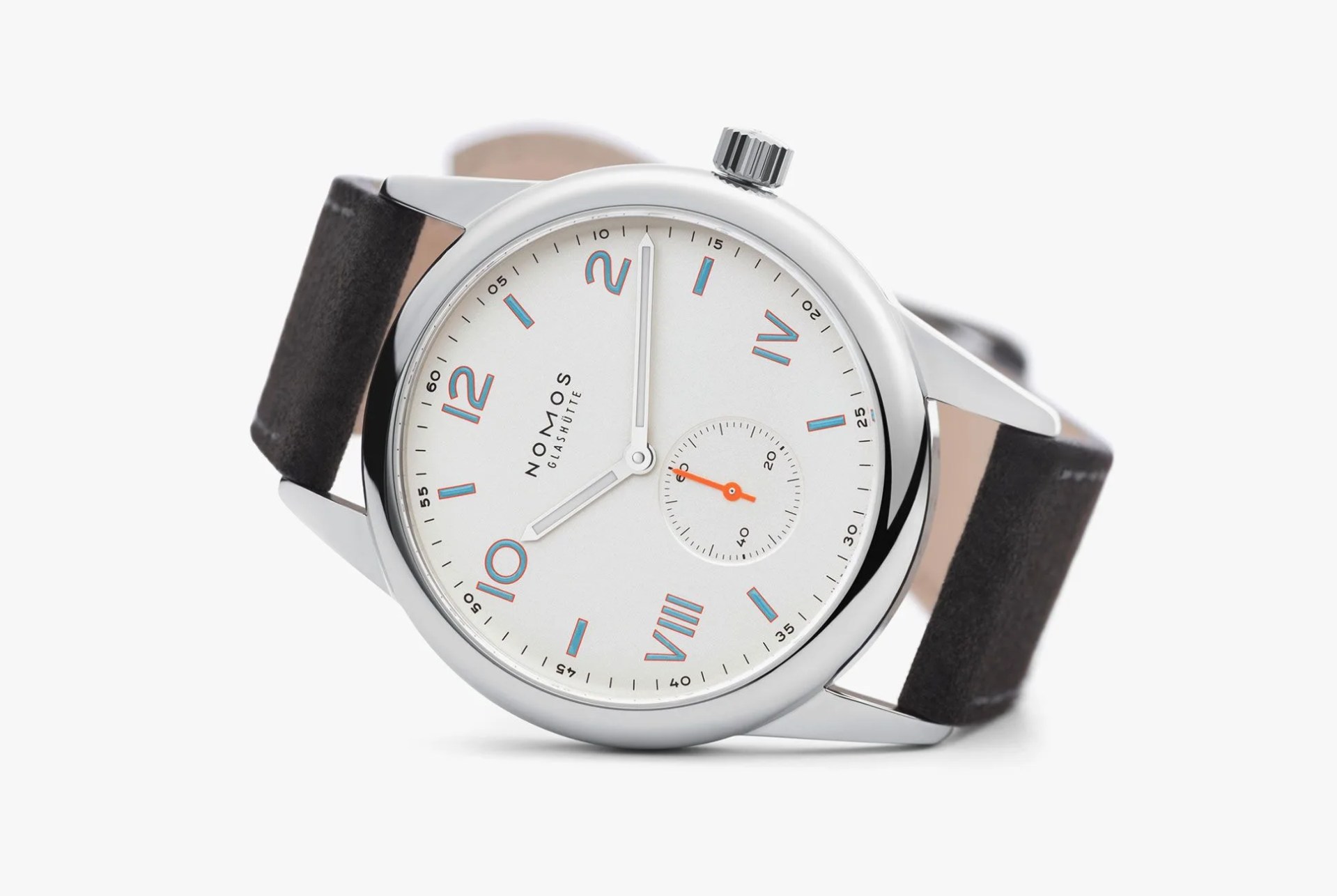 TIG-gear-patrol-nomos-club