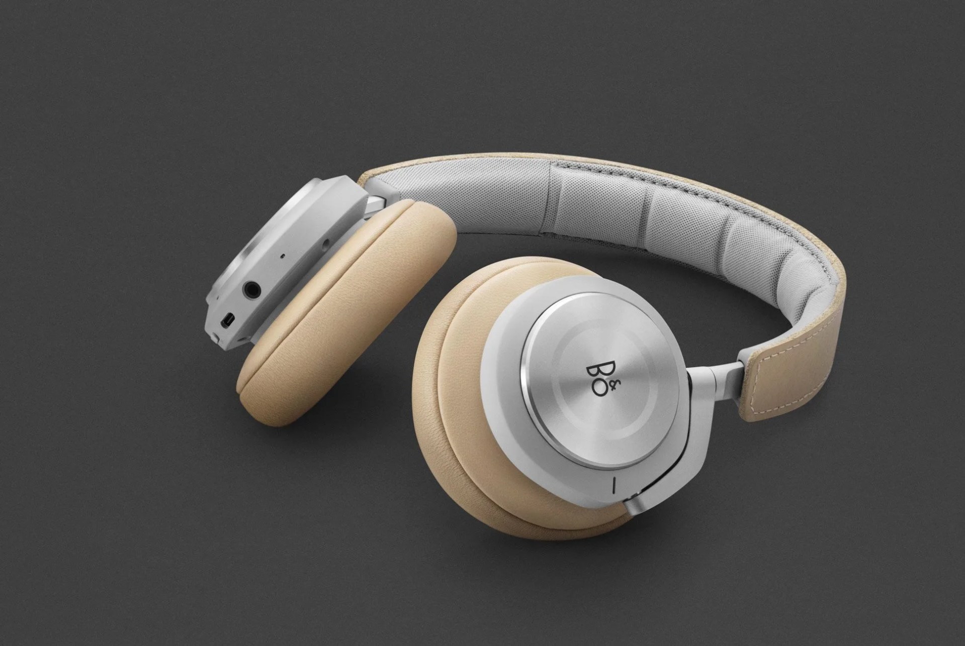 CES-Day-2-Gear-Patrol-Bang-Lead-Full