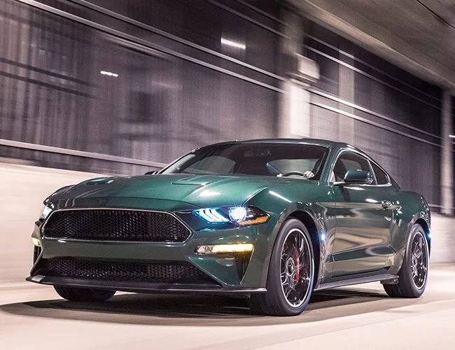 Ford-Mustang-GT-&-Bullitt-gear-patrol-full-featured
