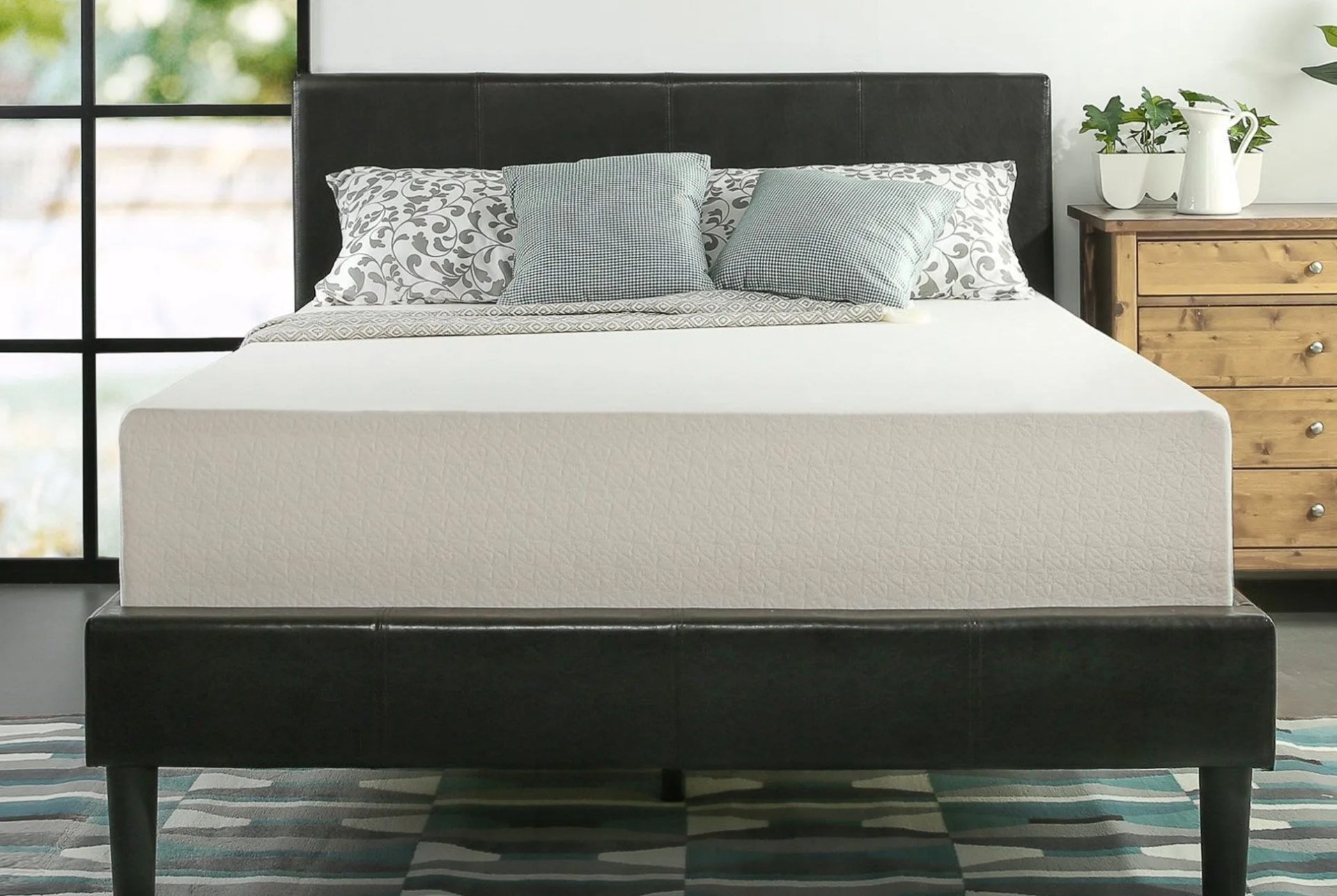 Zinus-Mattress-gear-patrol-full-lead