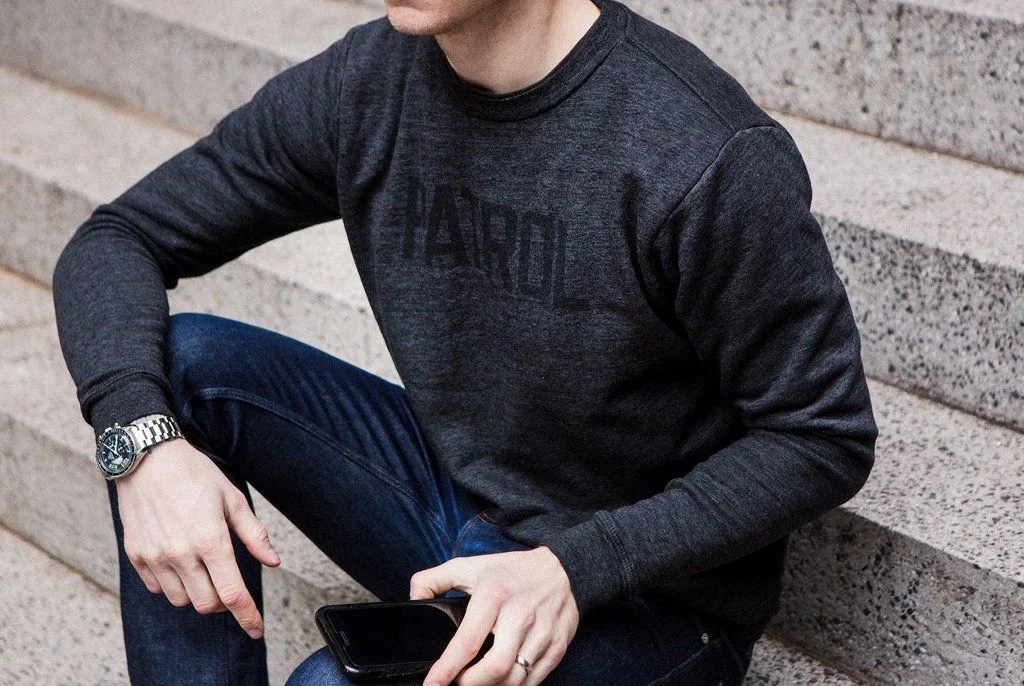 gear-patrol-store-sweatshirt-4_1024x1024