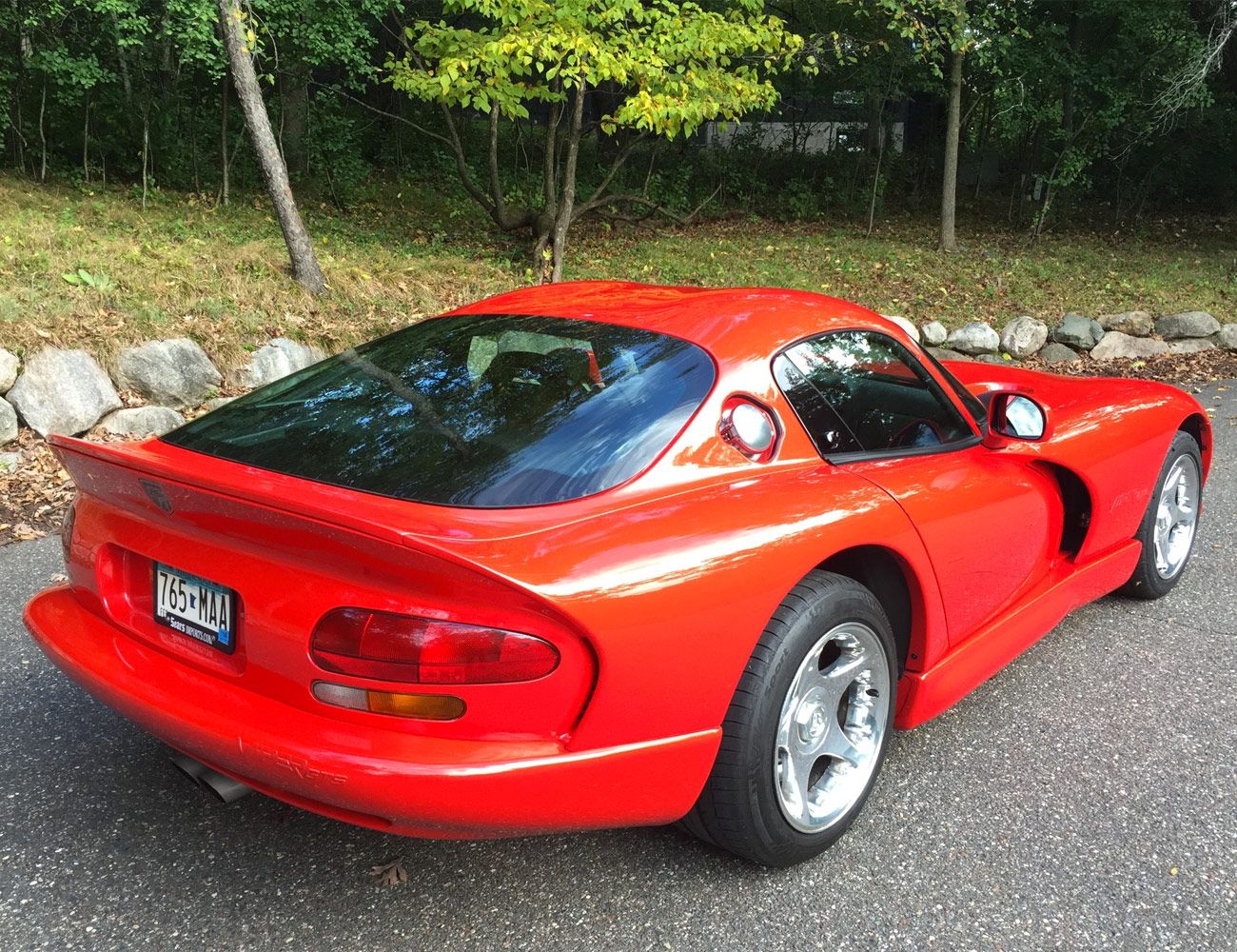 5-American-Performance-Cars-gear-patrol-1998-Dodge-Viper-GTS
