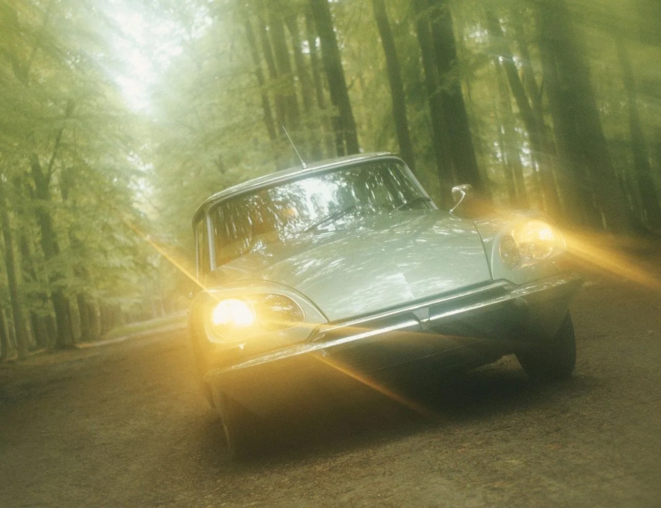 Best-Headlights-Gear-Patrol-Citroen
