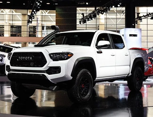 Best-of-Chicago-Autoshow-2018-gear-patrol-lead-feature