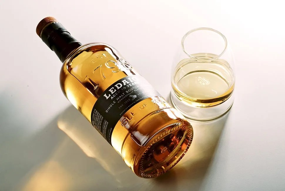 Ledaig-10-year-gear-patrol