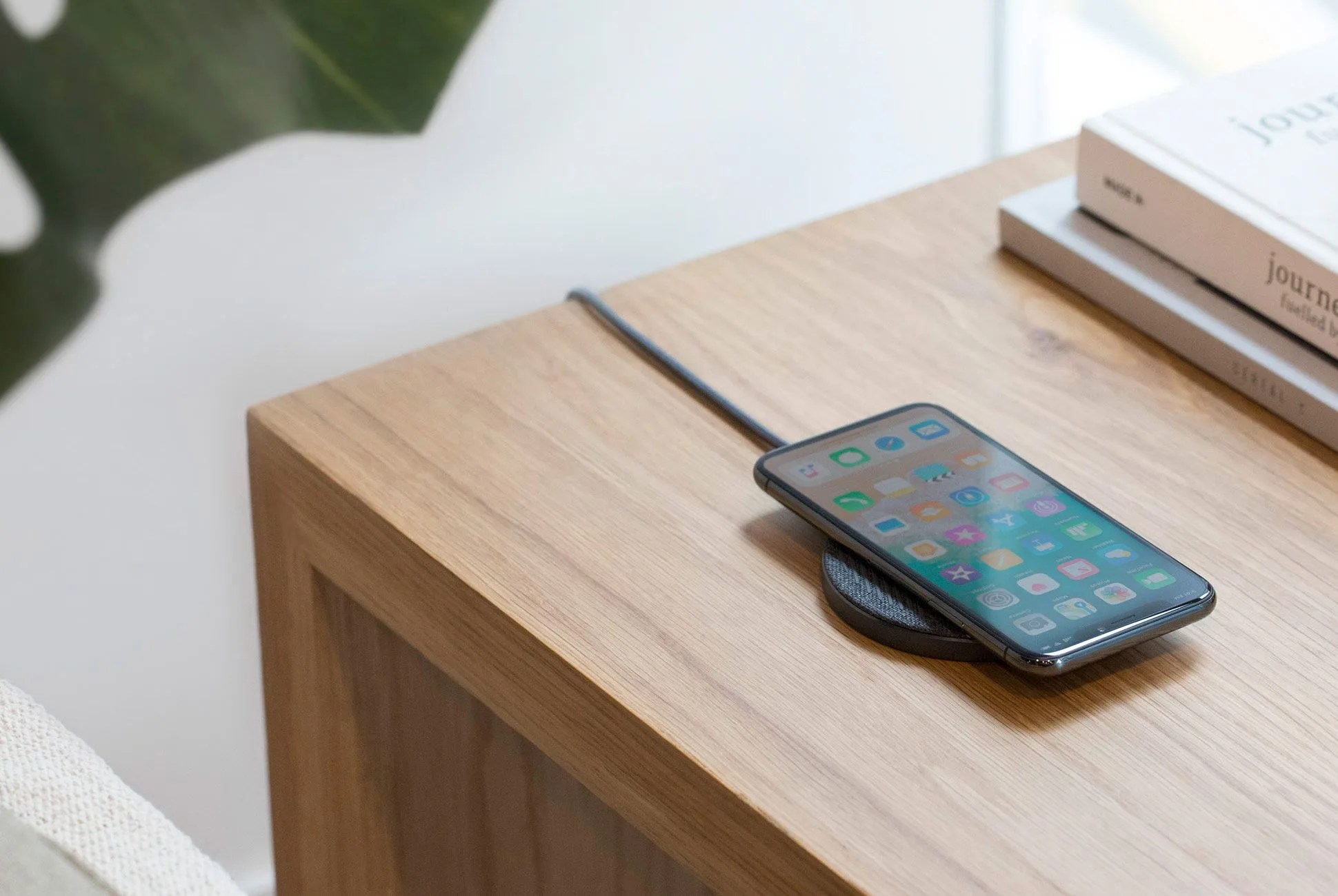 Native-Union-Charger-gear-patrol-full-lead