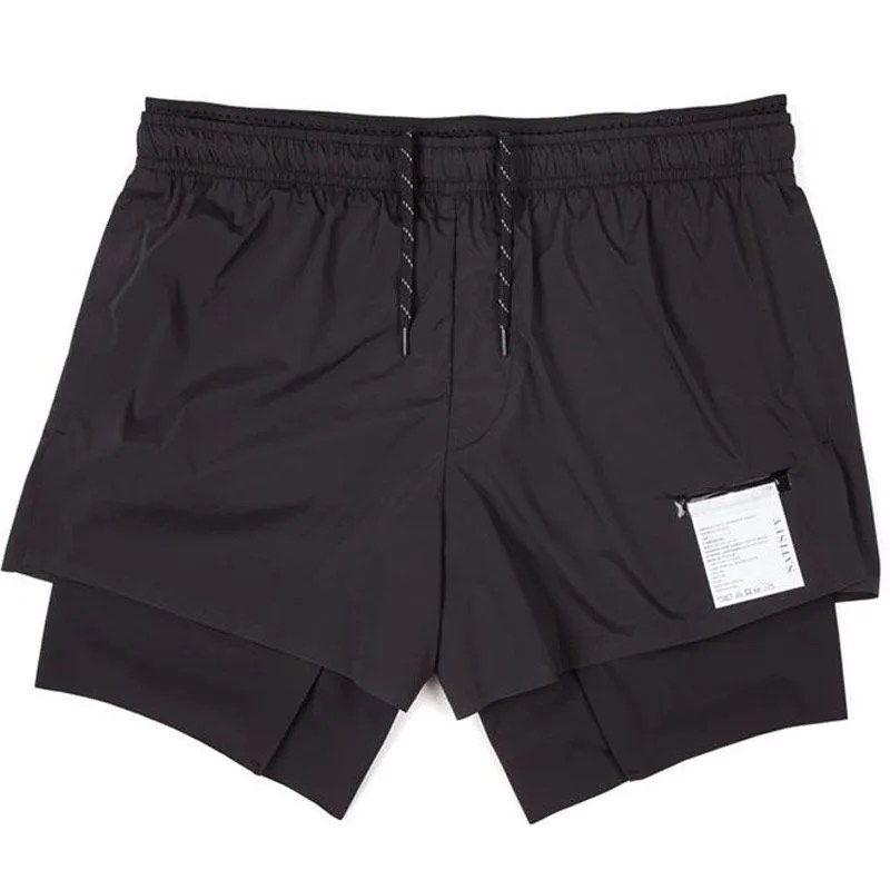 Satisfy-Running-Kit-gear-patrol-Distance-Short