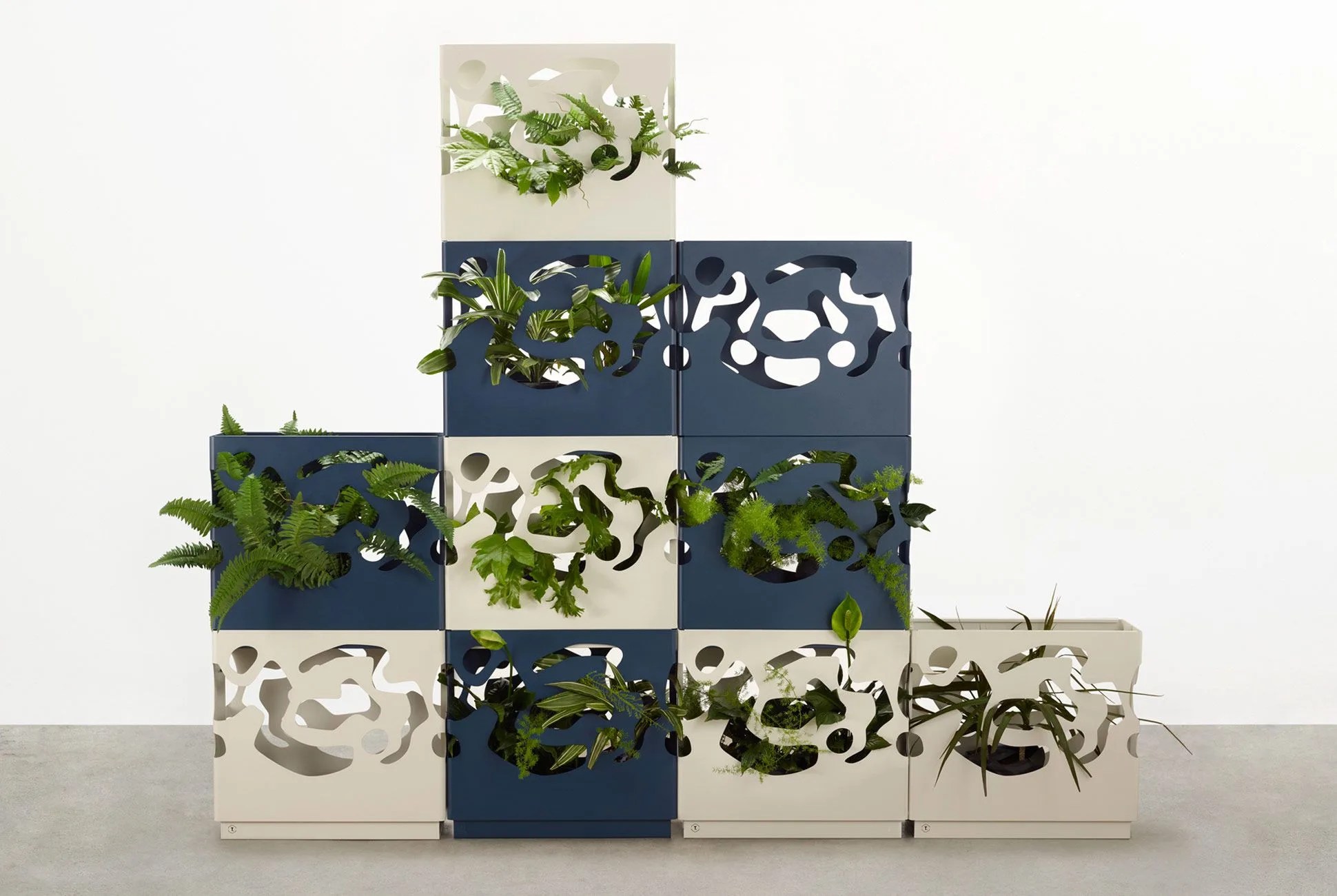 Tait-Modular-Garden-Wall-gear-patrol-full-lead