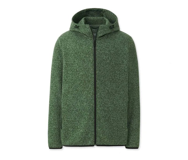 Uniqlo-SPRZ-gear-patrol-Dry-Stretch-Sweat-Full-Zip-Hoodie