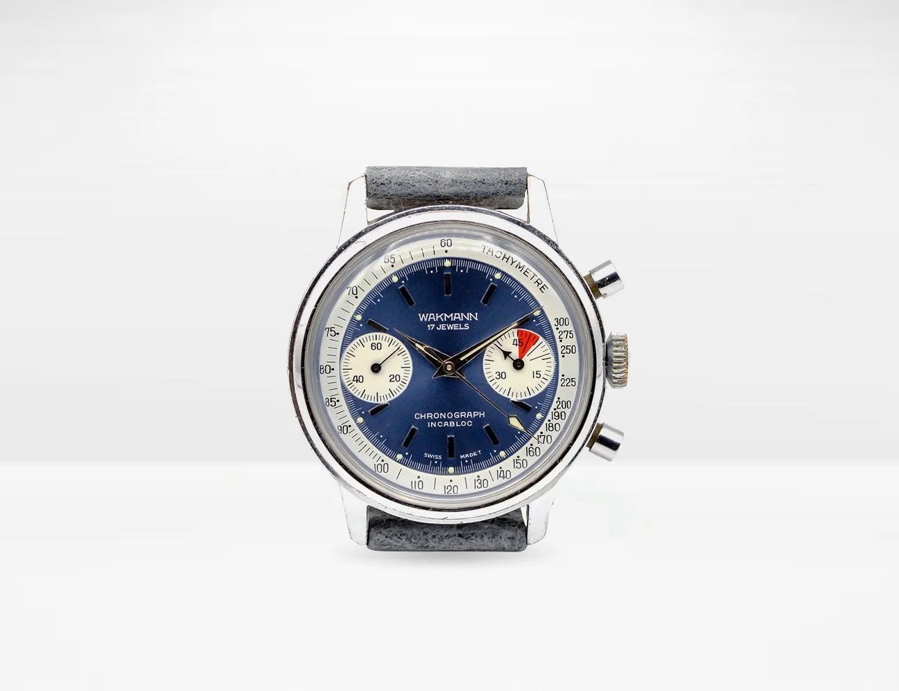 Watches-Our-Staff-Are-Obsessing-Over-Jan-2018-gear-patrol-Wakmann-7733-Yachting-Chronograph