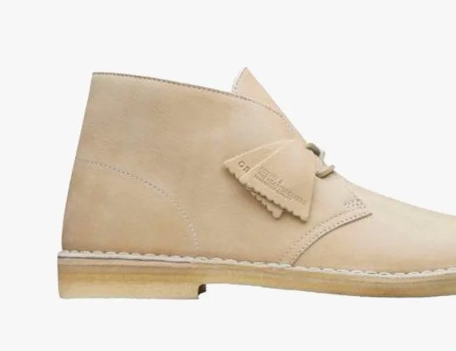 Clarks-Desert-Boot-Beige-Leather-gear-patrol-lead-feature