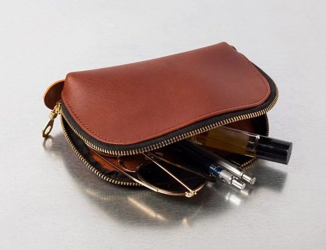 JoshuVela-Leather-Pouch-gear-patrol-full-featured