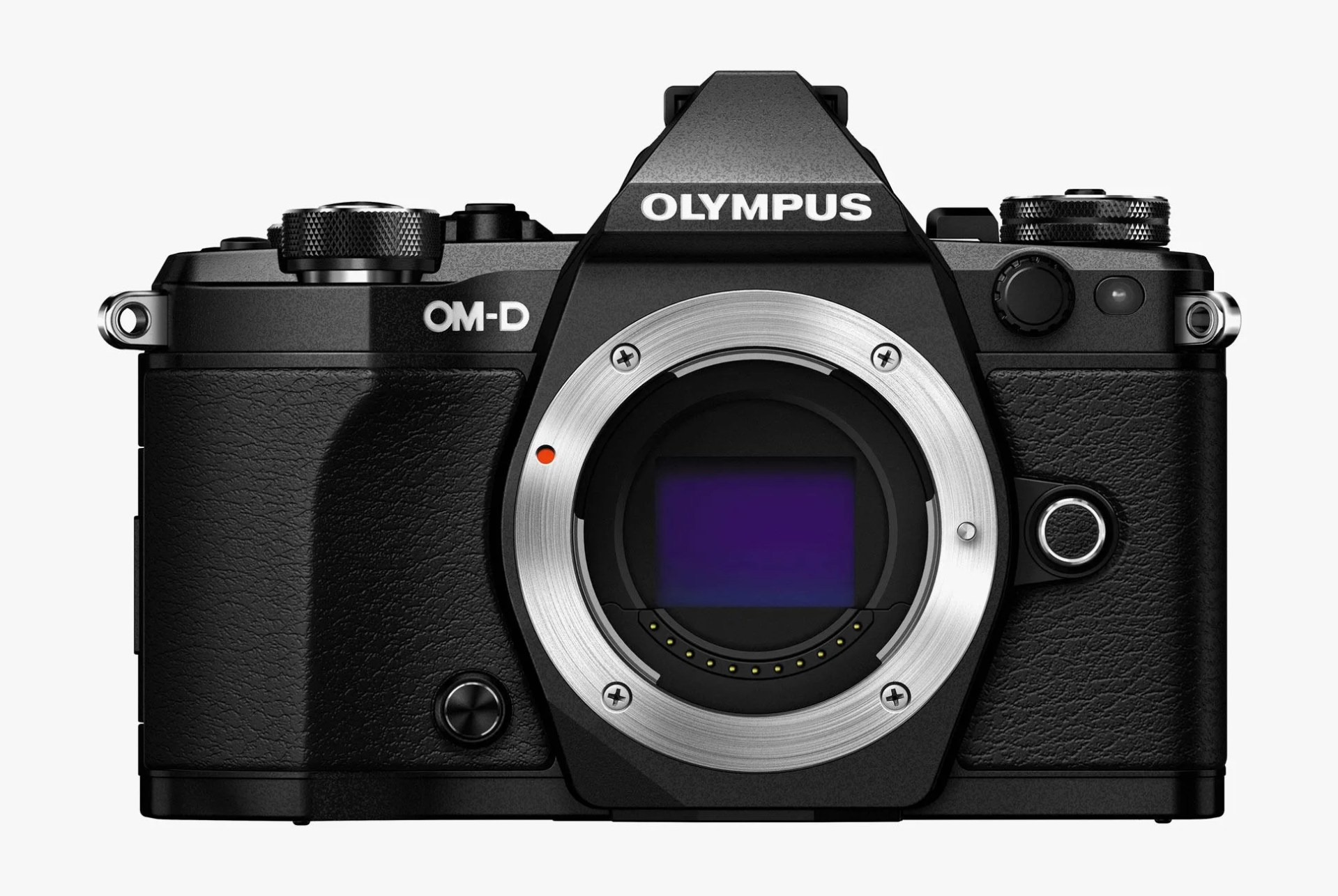 Olympus-E-M5-Mark-II-gear-patrol-lead-full