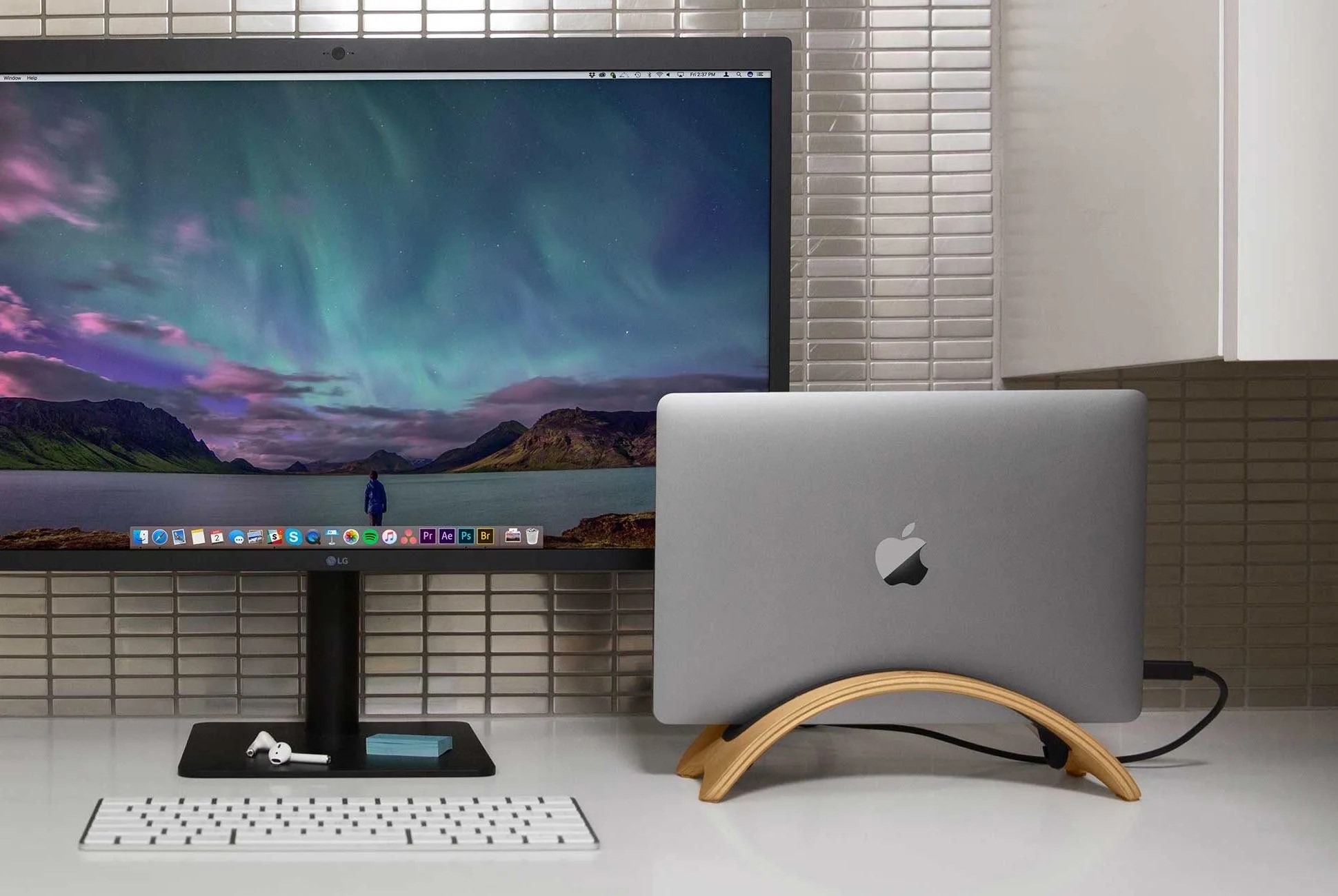 TWIG-gear-patrol-March-10-full-lead