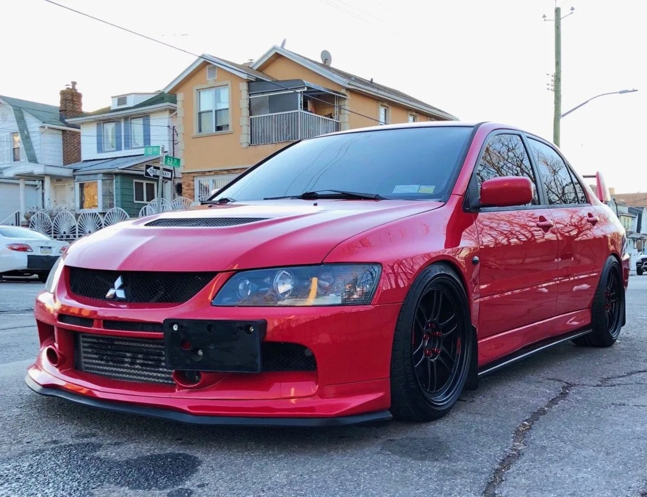 Found-4-Affordable-Sedans-Before-They-Become-Classics-gear-patrol-2006-Mitsubishi-Evolution-IX