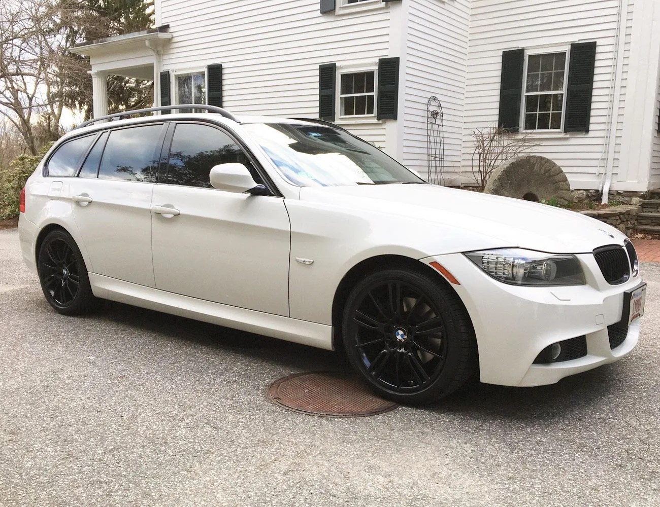 Found-4-Affordable-Sedans-Before-They-Become-Classics-gear-patrol-2010-BMW-328i-xDrive-M-Sport-Wagon