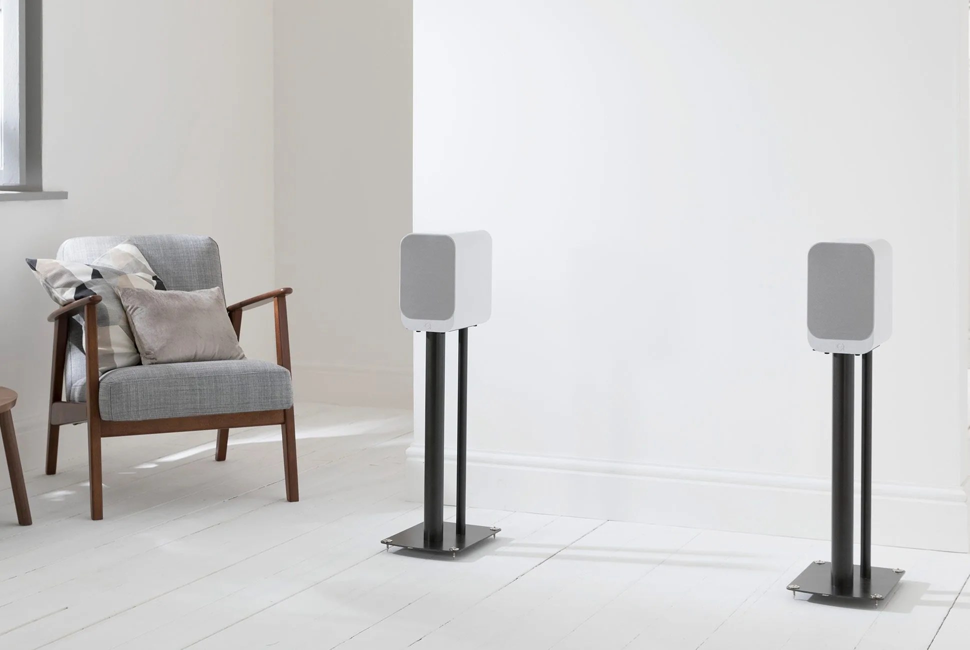 Q-Acoustics-3000i-speaker-series-gear-patrol-full-lead