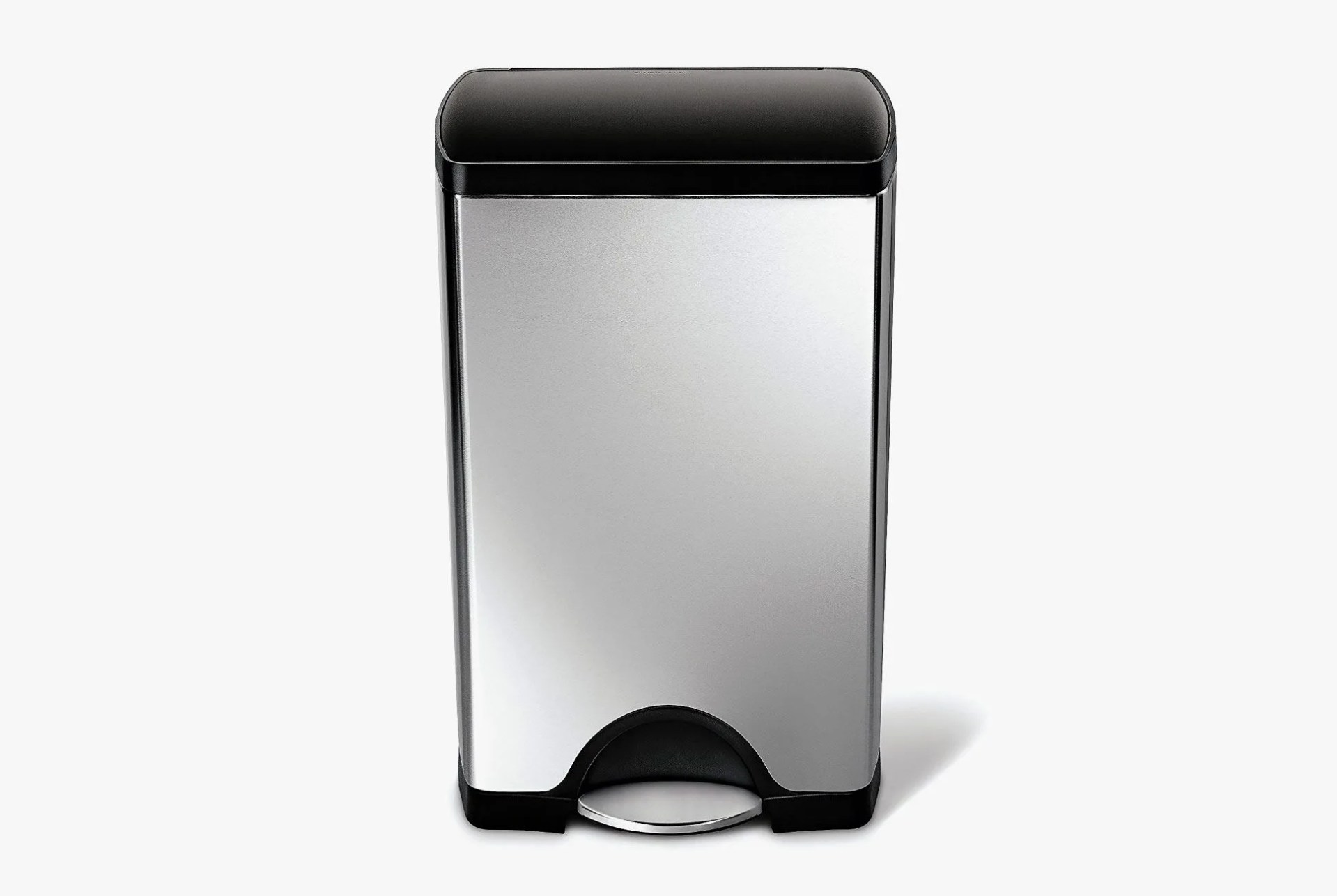 Simplehuman-38-Liter-Trashcan-gear-patrol-lead-full