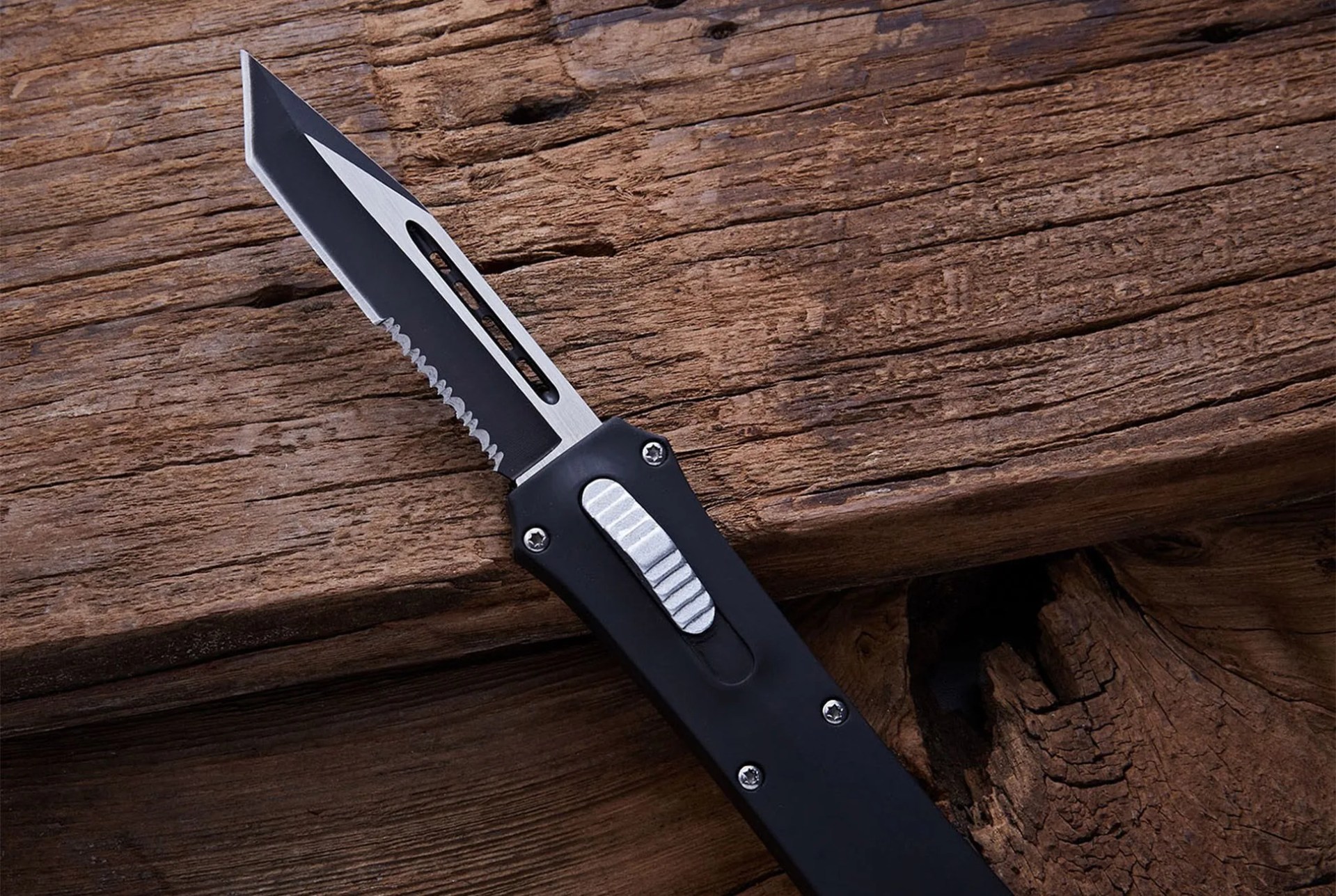 TIG-gear-patrol-tekto-full-lead-2