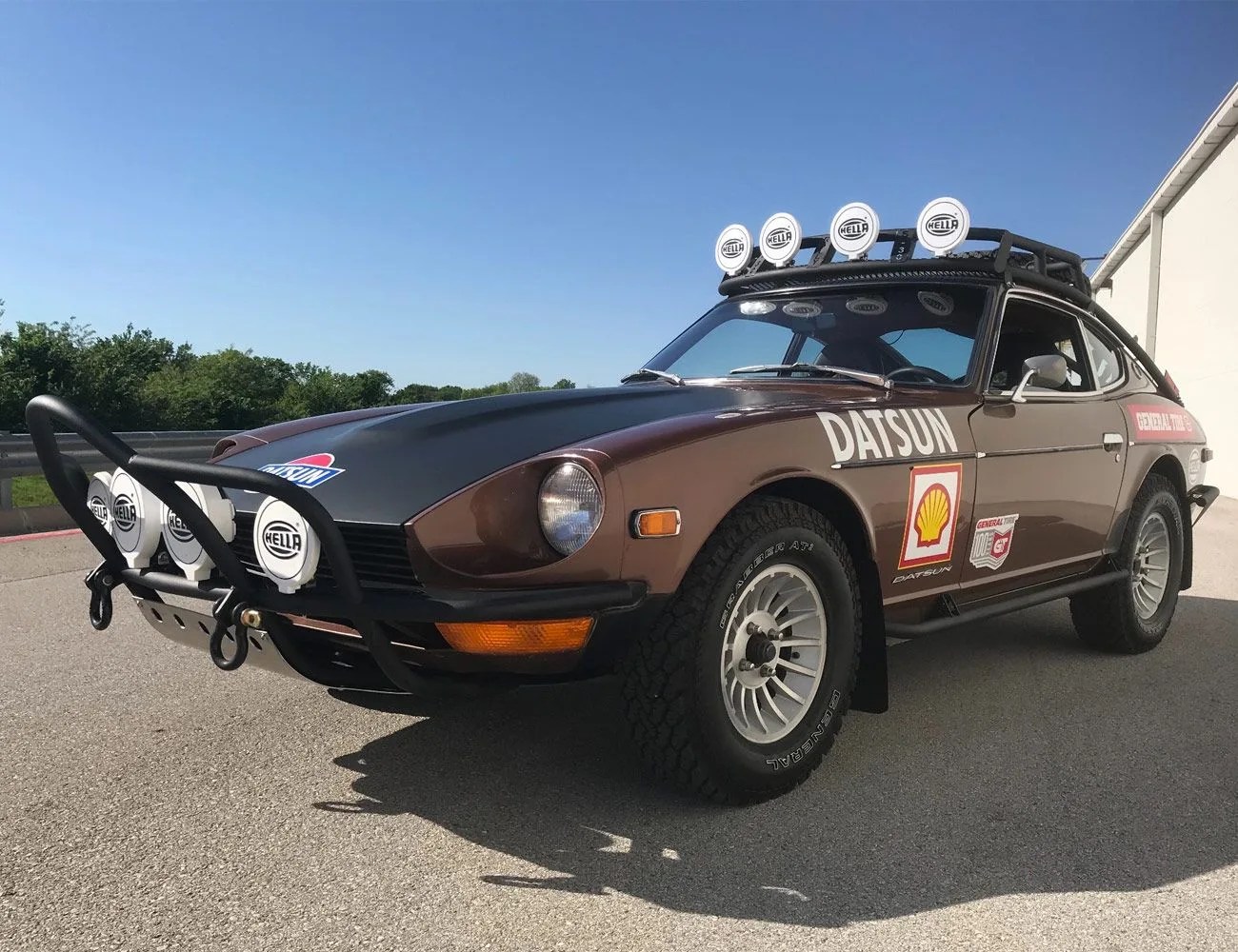 Found-5-Unique-Cars-gear-patrol-Safari-Style-1973-Datsun-240Z
