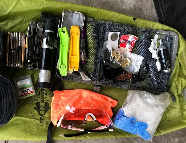 This-Is-What-You-Need-in-Your-Mountain-Bike-Repair-Kit-gear-patrol-full-featured