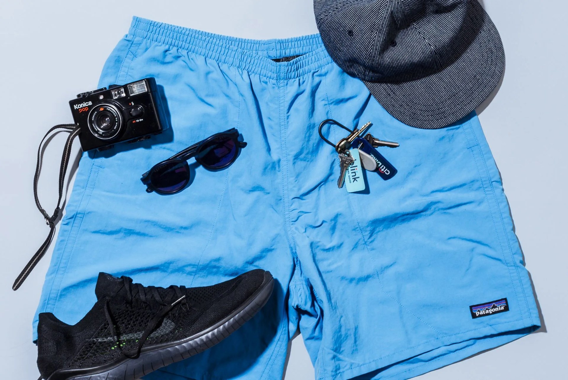 patagonia-staff-baggies-gear-patrol-andrew-2