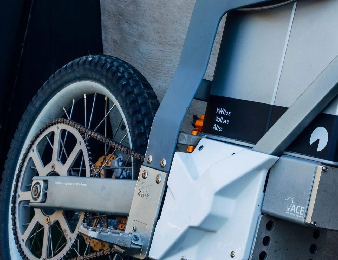 Cake-Brand-Profile-gear-patrol-ambiance