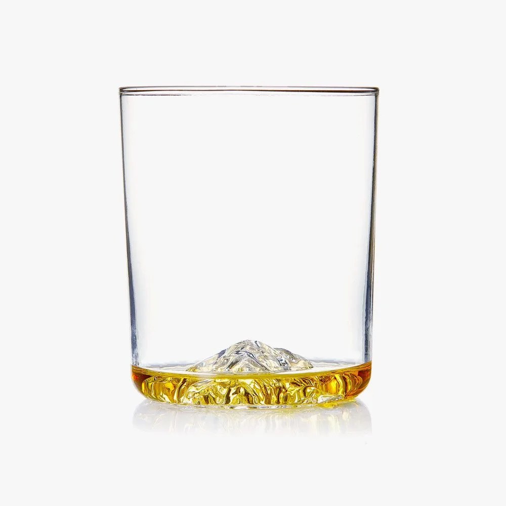 FDGG-gear-patrol-adventurer-Whiskey-Peaks-Glass