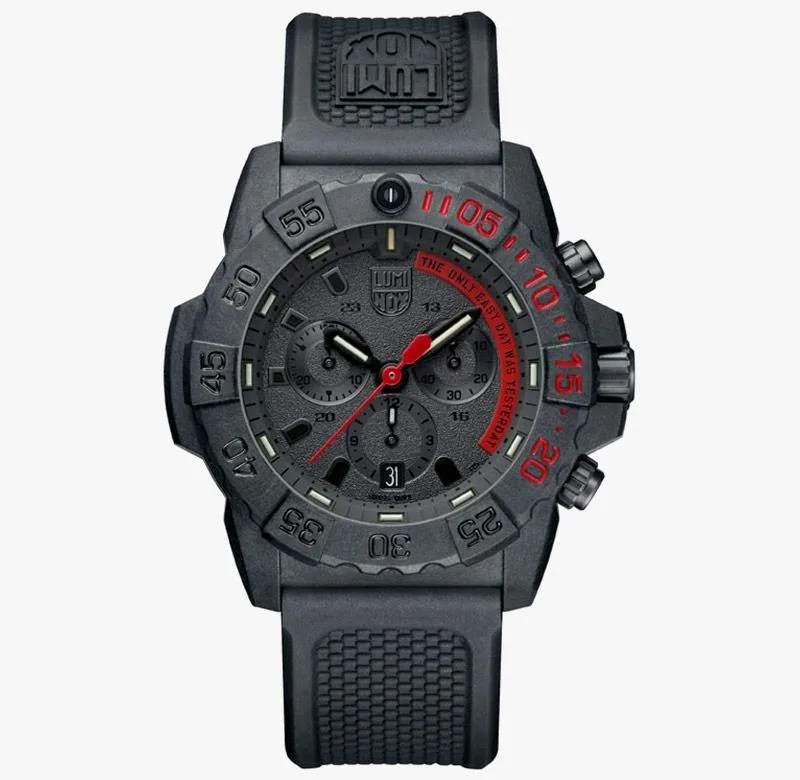 FDGG-gear-patrol-outdoorsman-body-2