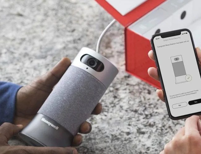 Honeywell-Smart-Home-Base-Station-gear-patrol-full-featured