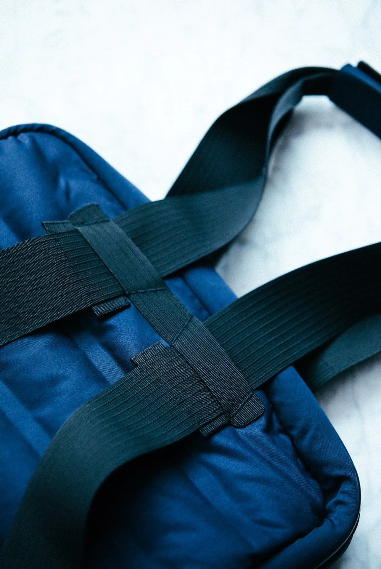 Rapha-Apple-Backpack-Gear-Patrol-Ambiance-1