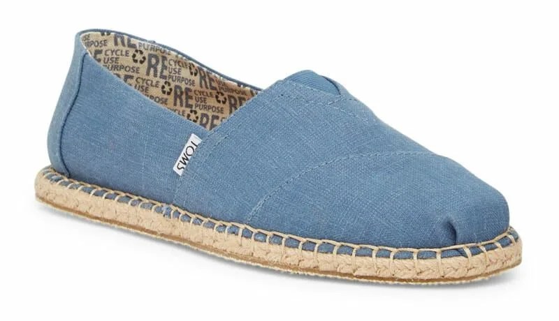 toms-gear-patrol-earth