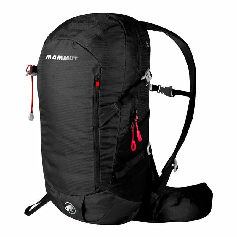 fastpacking-gear-patrol-mammut-bag