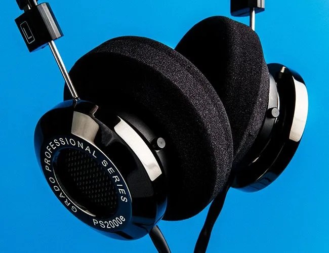 Grado-PS2000e-Headphone-Review-gear-patrol-lead-feature