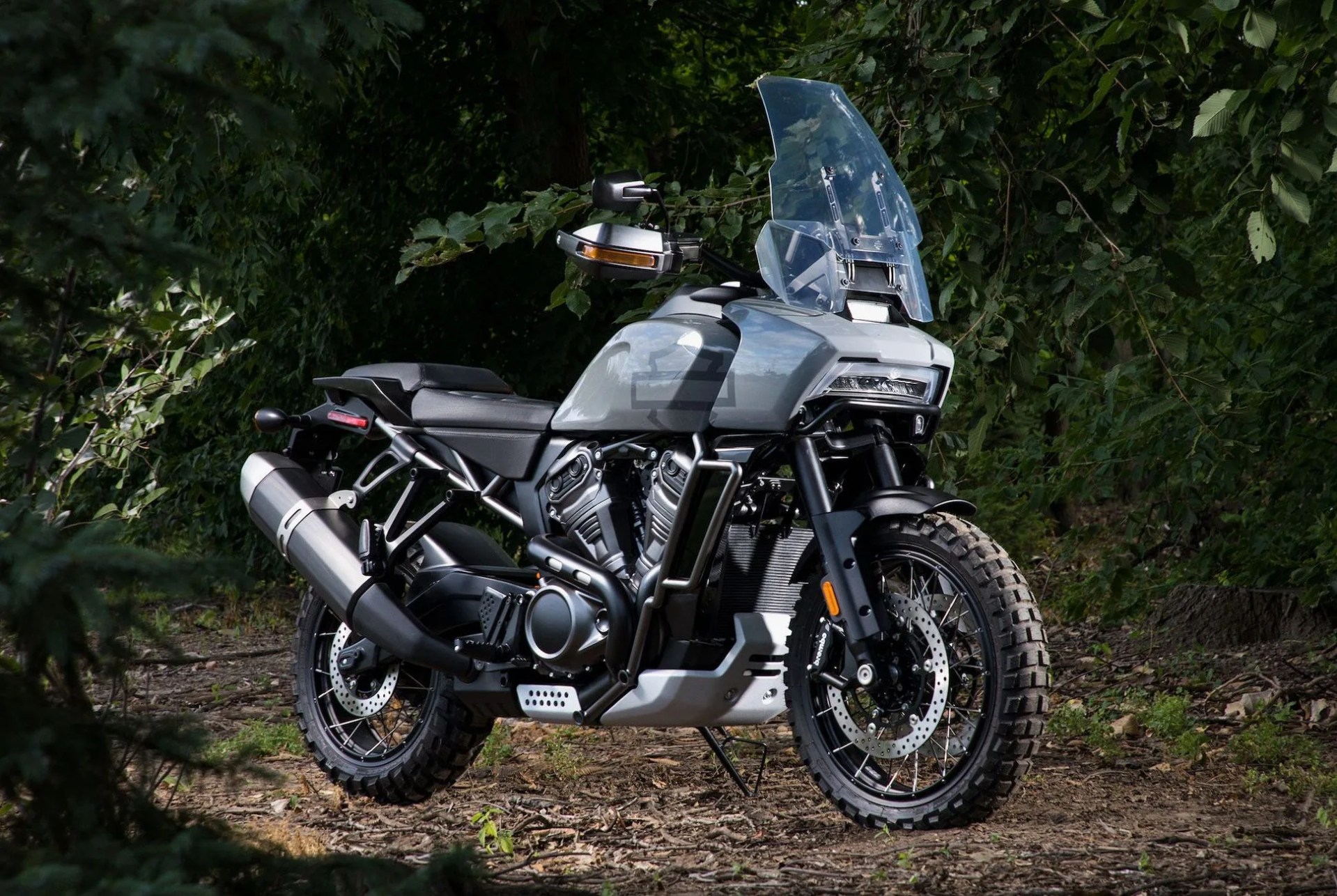 Harley-Davidson-Pan-America-gear-patrol-full-lead