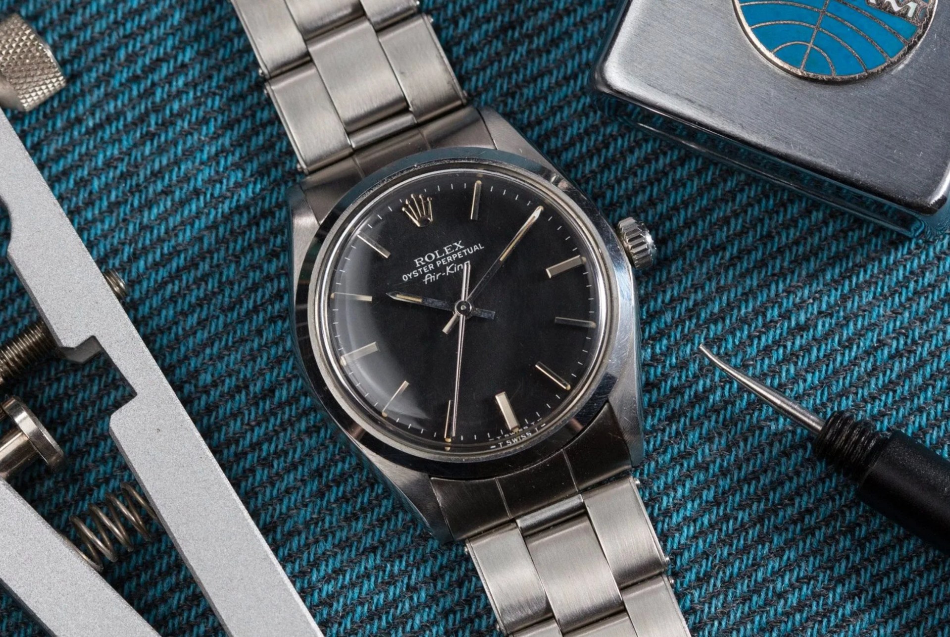 Three-Vintage-Watches-Buying-Guide-Gear-Patrol-Lead-Full