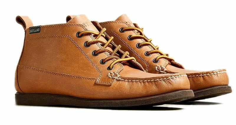 UO-Sneaker-Sale-gear-patrol-chukka