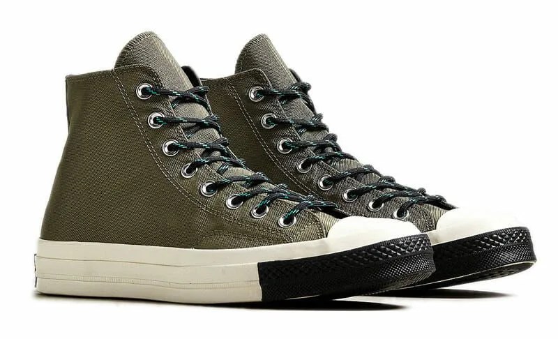 UO-Sneaker-Sale-gear-patrol-converse
